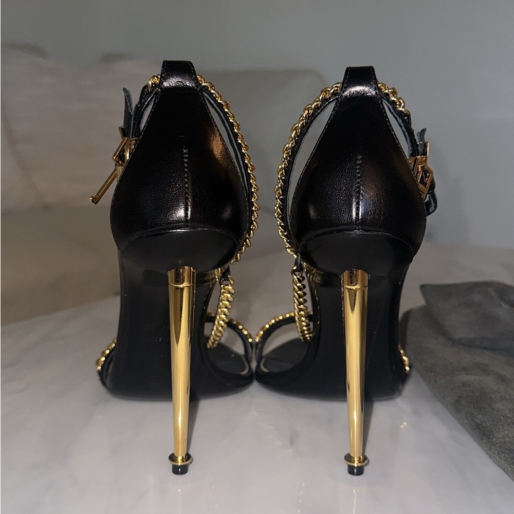 Tom Ford Black and Gold Chain Heels - Picture 9 of 16